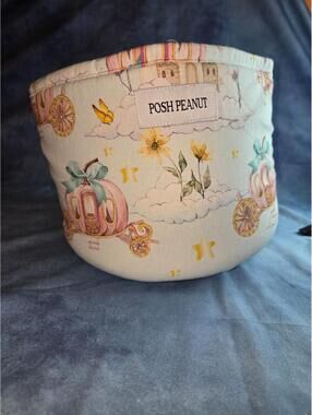 Posh peanut Margaret easter basket